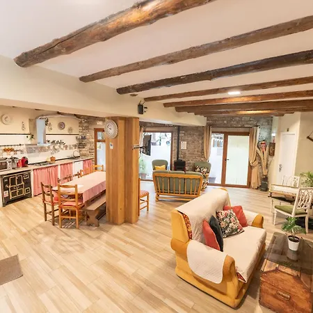 Maza Especial Grupos Bed and breakfast Biescas (Aragon)