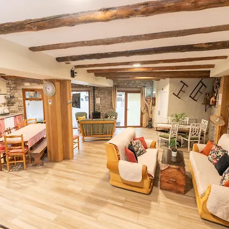 Bed and breakfast Maza Especial Grupos Biescas (Aragon)