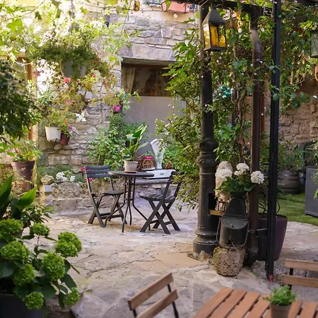 Alojamento de Acomodação e Pequeno-almoço Maza Especial Grupos