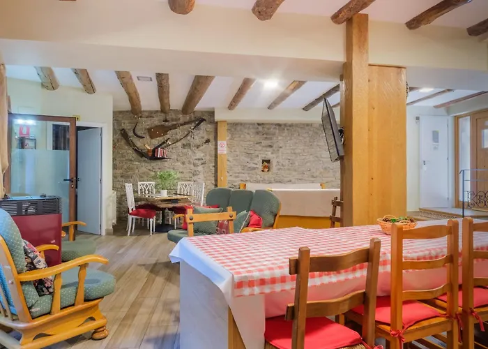 Maza Especial Grupos Bed & Breakfast Biescas (Aragon)